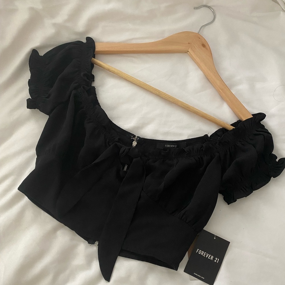 New** Forever 21 black ruched off the shoulder crop top